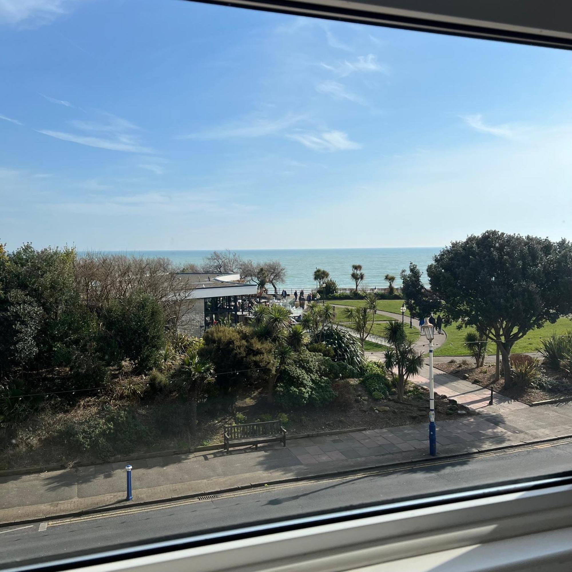The New England Hotel Eastbourne Exterior foto